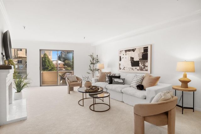 1500 Willow Avenue 301, Burlingame, CA 94010