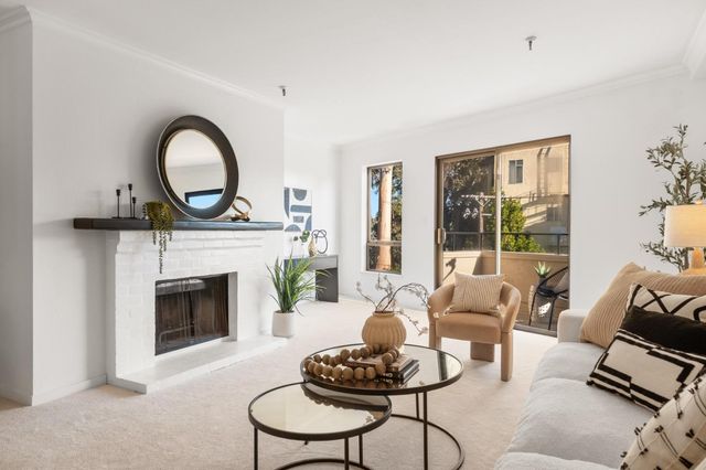 1500 Willow Avenue 301, Burlingame, CA 94010