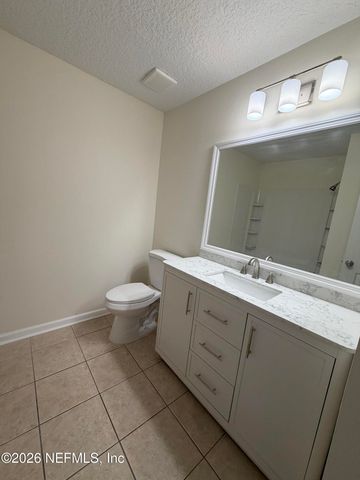 1418 MANOTAK POINT Drive 201, Jacksonville, FL 32210