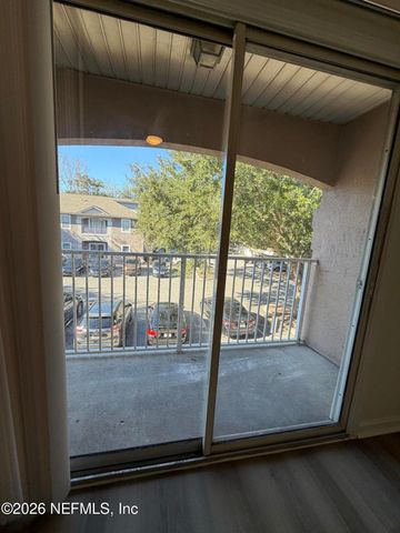 1418 MANOTAK POINT Drive 201, Jacksonville, FL 32210