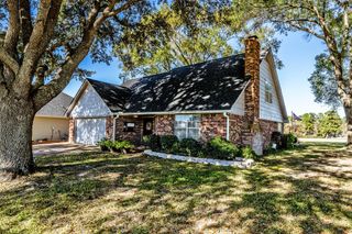 14 Westwood Drive W, Trinity, TX 75862