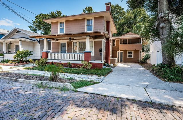 620 EARLE AVENUE N, St Petersburg, FL 33705