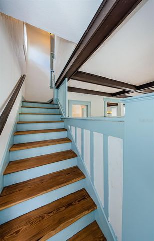 620 EARLE AVENUE N, St Petersburg, FL 33705