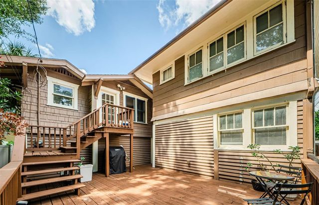 620 EARLE AVENUE N, St Petersburg, FL 33705