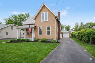 29 N Green Street, Carpentersville, IL 60110