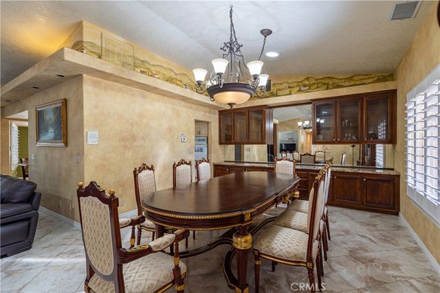 16728 Shirwaun, Apple Valley, CA 92307