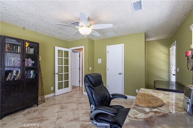 16728 Shirwaun, Apple Valley, CA 92307