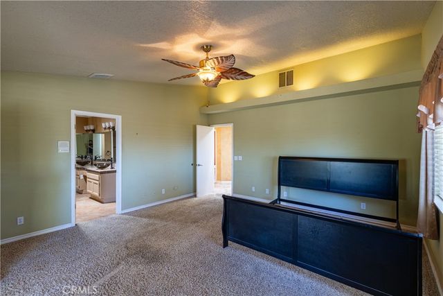 16728 Shirwaun, Apple Valley, CA 92307