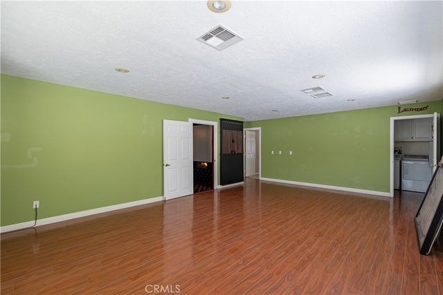 16728 Shirwaun, Apple Valley, CA 92307