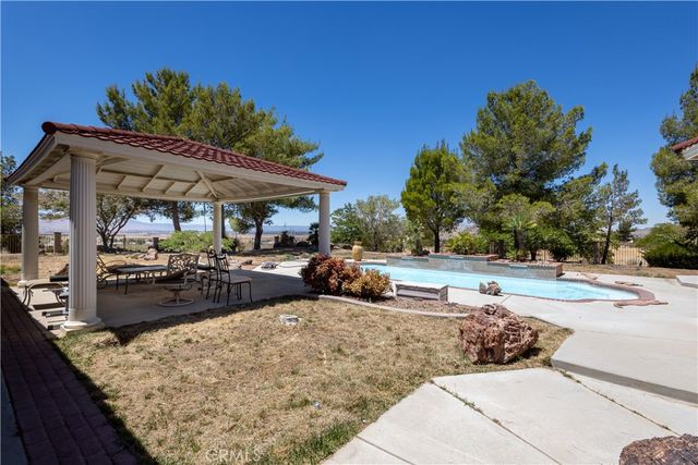 16728 Shirwaun, Apple Valley, CA 92307