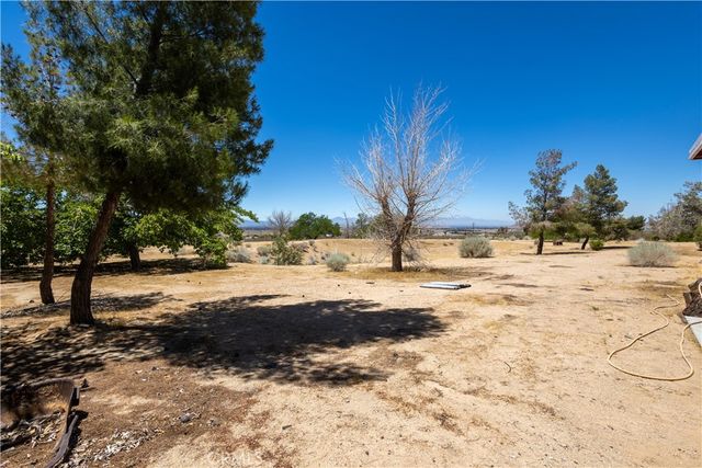 16728 Shirwaun, Apple Valley, CA 92307