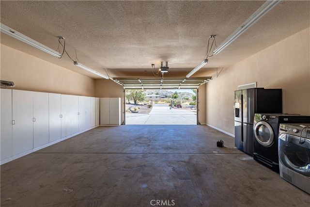 16728 Shirwaun, Apple Valley, CA 92307