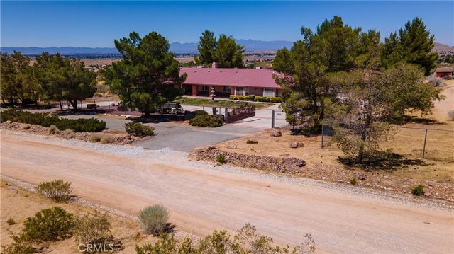 16728 Shirwaun, Apple Valley, CA 92307