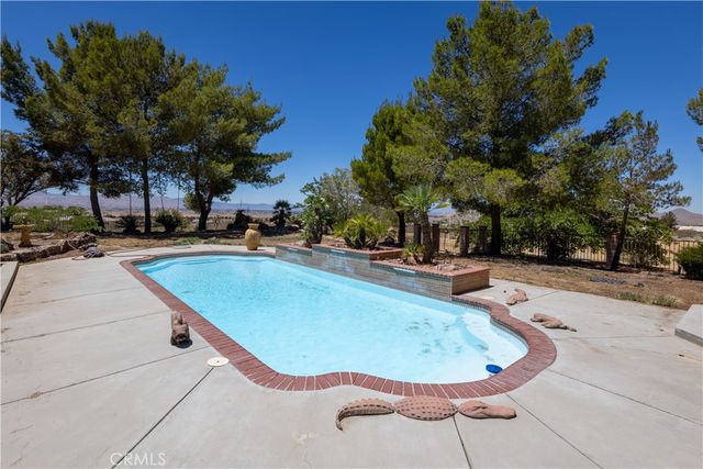 16728 Shirwaun, Apple Valley, CA 92307