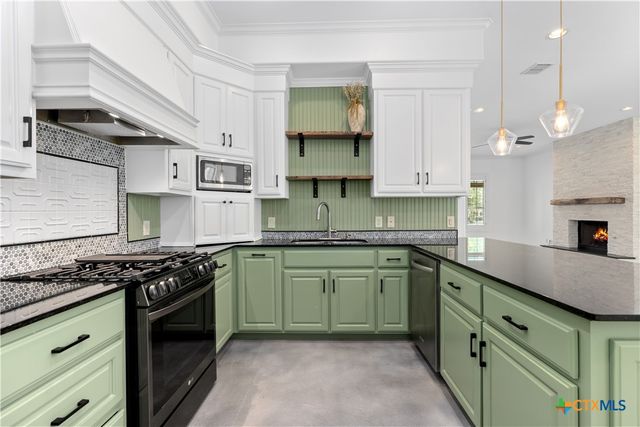 613 Springs Nursery, New Braunfels, TX 78130