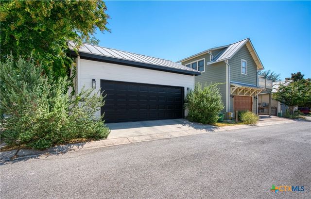 613 Springs Nursery, New Braunfels, TX 78130