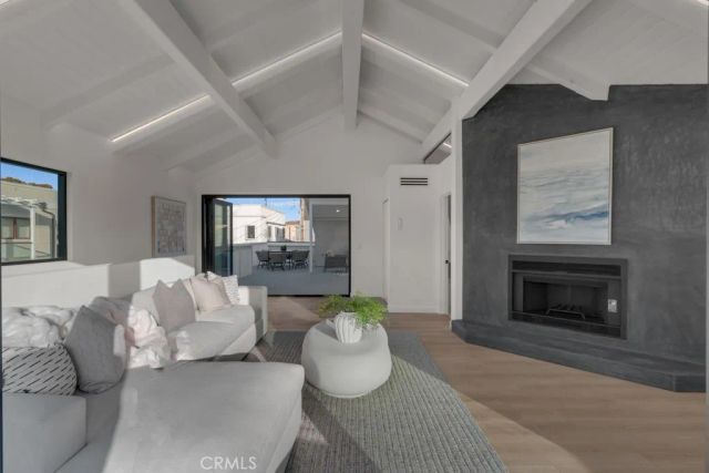 58 66th Place, Long Beach, CA 90803