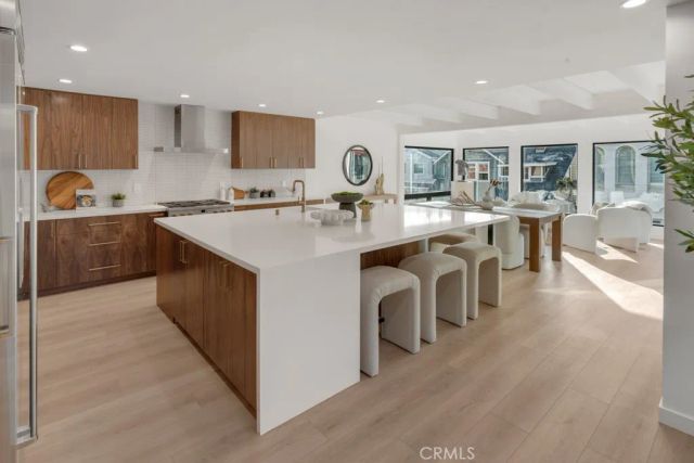 58 66th Place, Long Beach, CA 90803