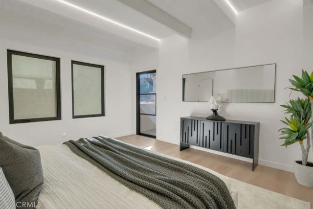 58 66th Place, Long Beach, CA 90803