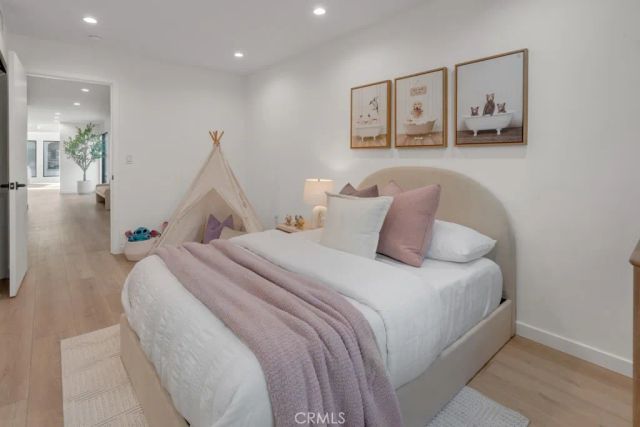 58 66th Place, Long Beach, CA 90803