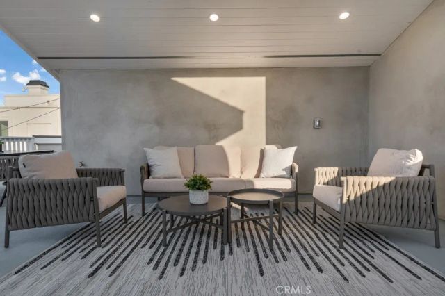 58 66th Place, Long Beach, CA 90803