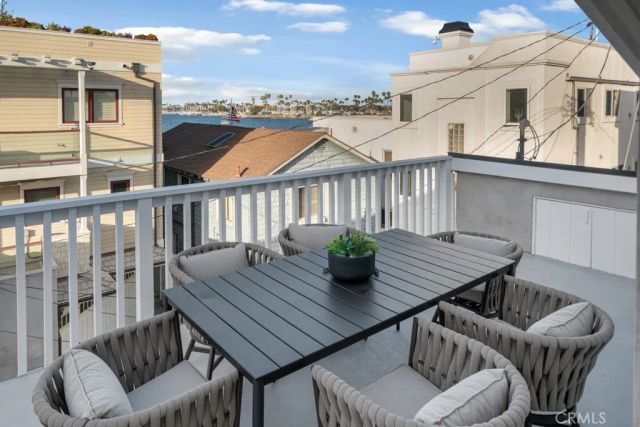 58 66th Place, Long Beach, CA 90803