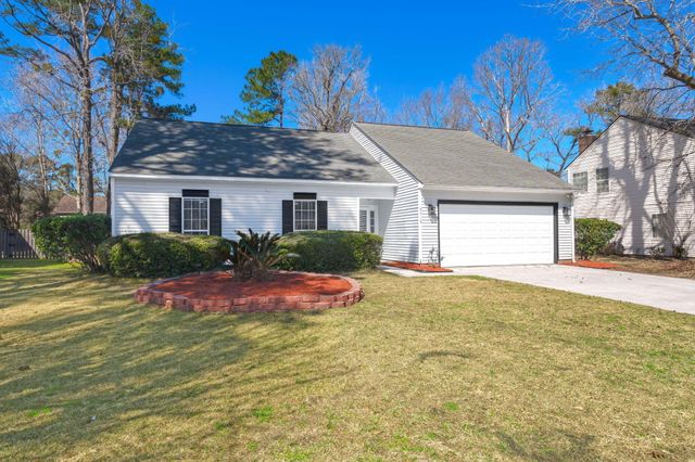 4714 Cotillion Drive, North Charleston, SC 29420