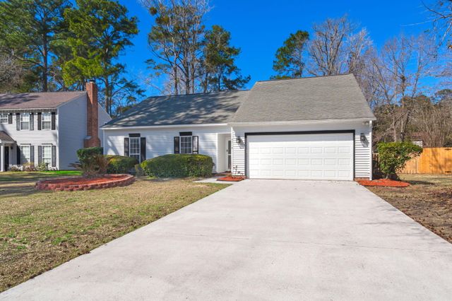 4714 Cotillion Drive, North Charleston, SC 29420
