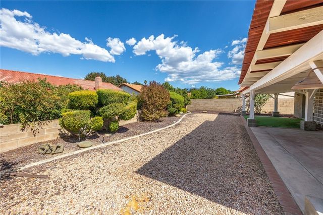 2080 Silver Oak, Hemet, CA 92545