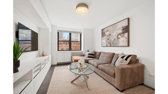 405 E 63RD Street 12CE, New York City, NY 10065