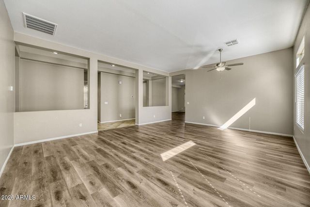 25817 N DESERT MESA Drive, Surprise, AZ 85387