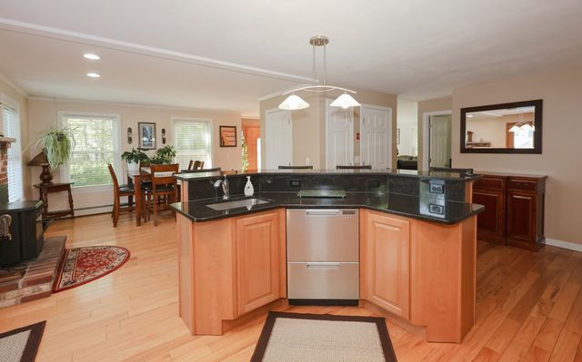 20 Purington Lane, Hampton, NH 03842