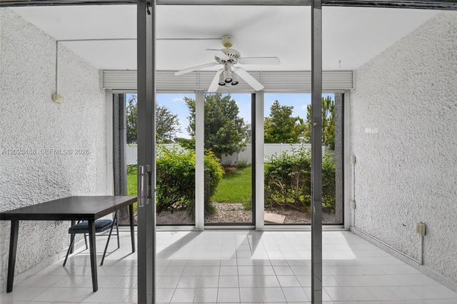 4230 Deste Court 107, Lake Worth, FL 33467