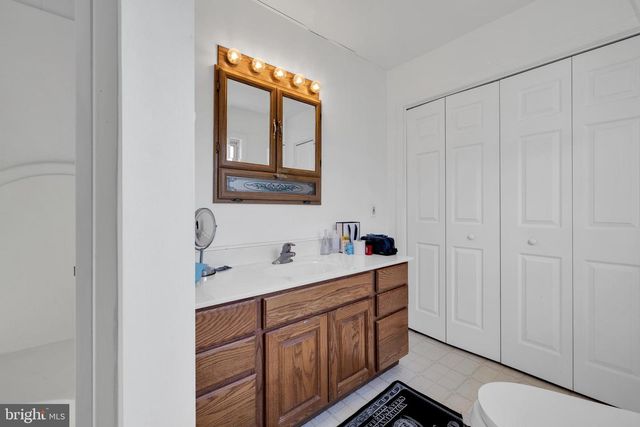 21 TIMBER, Mechanicsburg, PA 17050