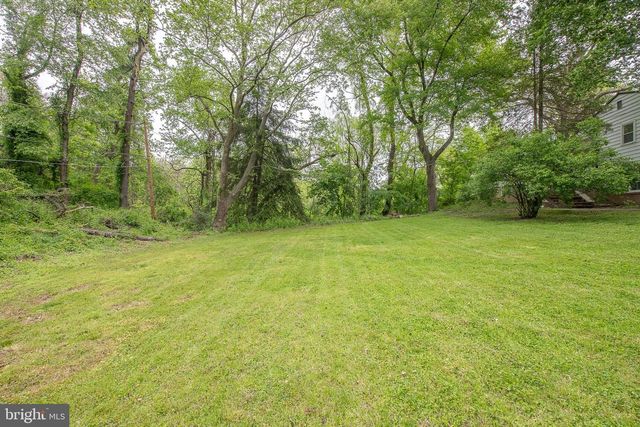 117 MARY WATERS FORD RD, Bala Cynwyd, PA 19004
