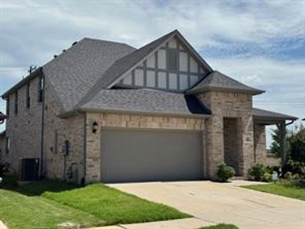 2161 Bonnell Street, Carrollton, TX 75010