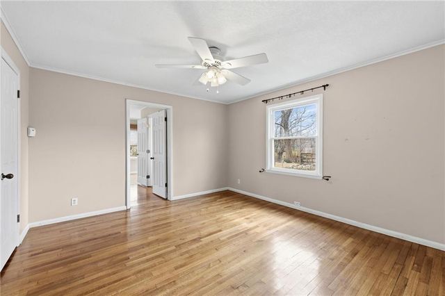 5305 N Cypress Avenue, Kansas City, MO 64119