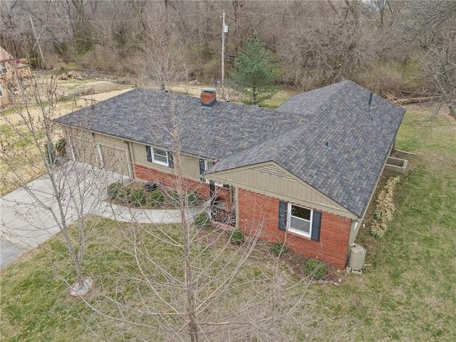 5305 N Cypress Avenue, Kansas City, MO 64119