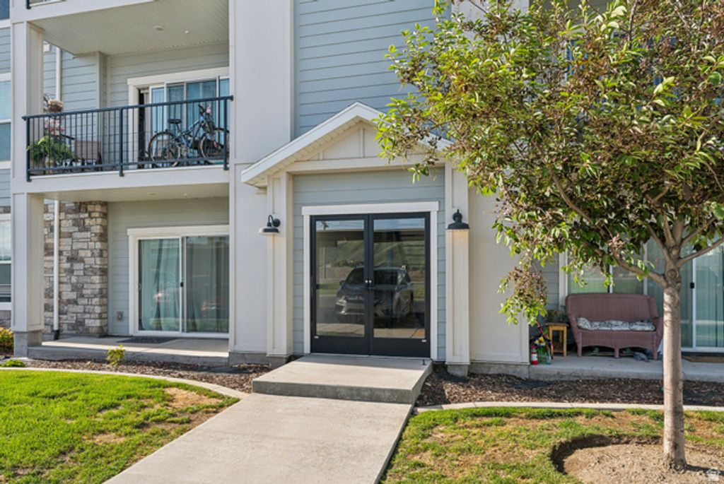 Image 3 of property listing at 1128 S 820 E #3301, Heber City, UT 84032