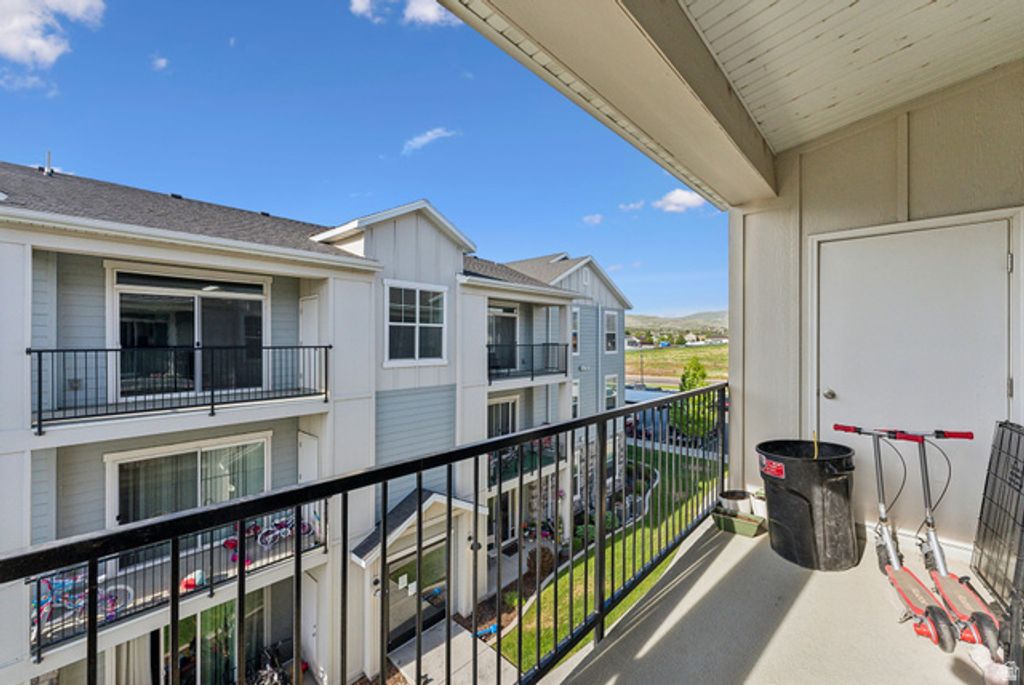 Image 24 of property listing at 1128 S 820 E #3301, Heber City, UT 84032