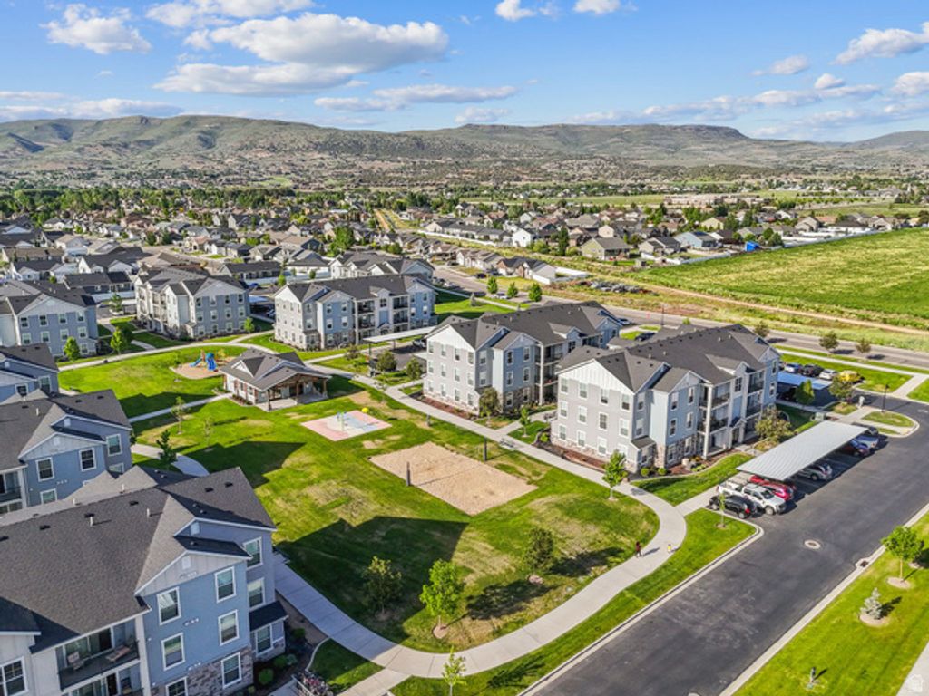 Image 32 of property listing at 1128 S 820 E #3301, Heber City, UT 84032
