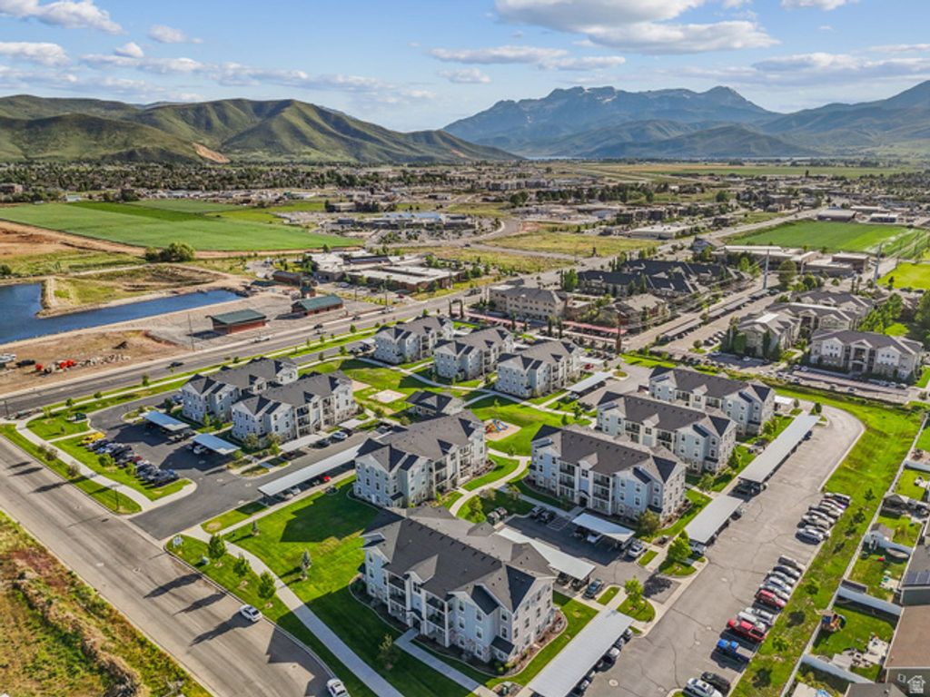 Image 33 of property listing at 1128 S 820 E #3301, Heber City, UT 84032