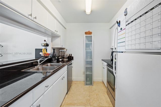 2475 Brickell Ave 1805, Miami, FL 33129