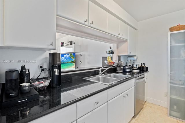 2475 Brickell Ave 1805, Miami, FL 33129