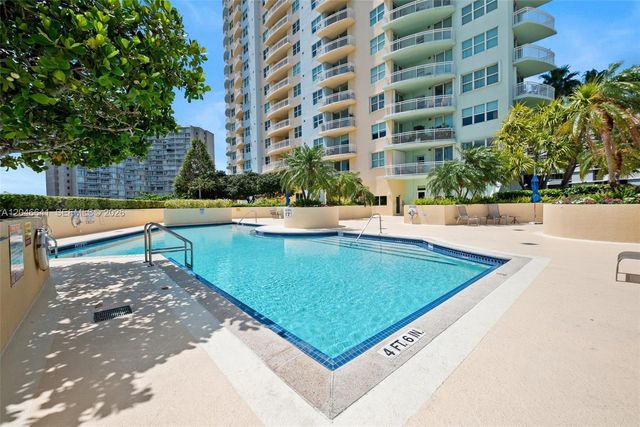 2475 Brickell Ave 1805, Miami, FL 33129
