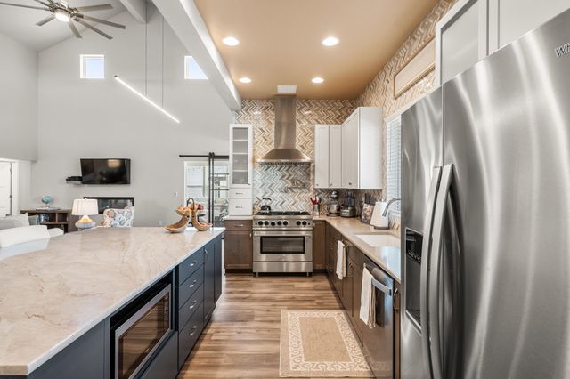 4886 Antelope Road, White City, OR 97503