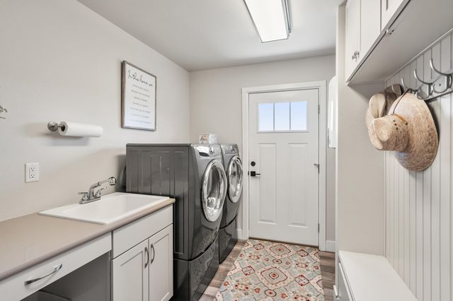 4886 Antelope Road, White City, OR 97503