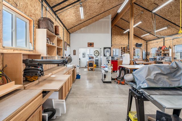 4886 Antelope Road, White City, OR 97503