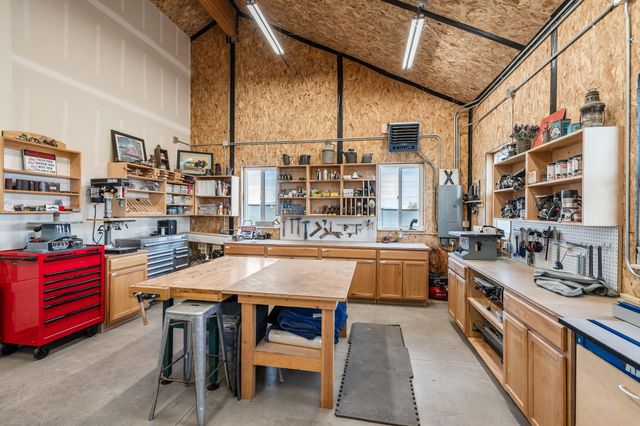 4886 Antelope Road, White City, OR 97503