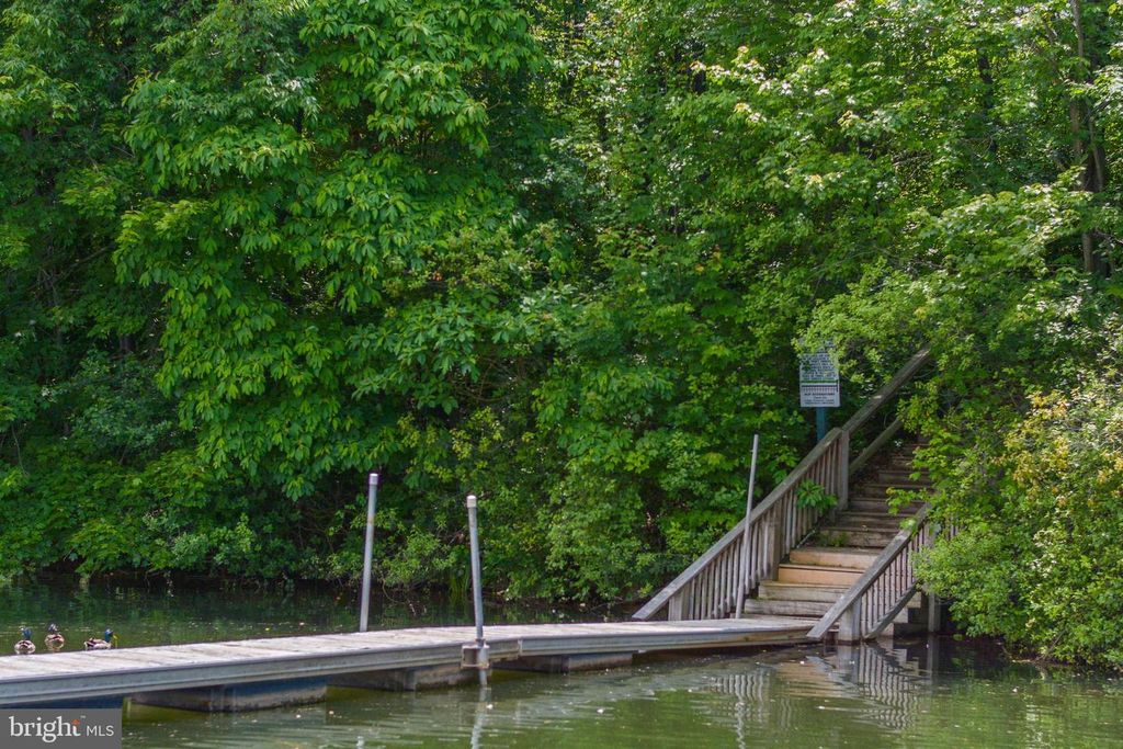 Image 51 of property listing at 305 LAKE POINTE DR, Mc Henry, MD 21541